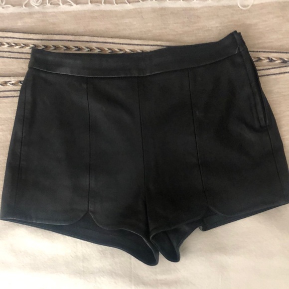 H&M high waisted black leather shorts - Picture 1 of 2